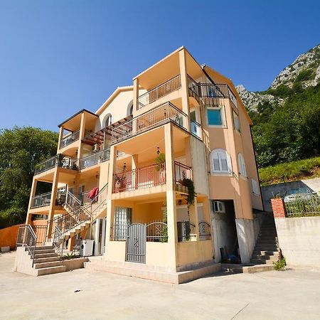 Apartments Panorama Котор Екстер'єр фото