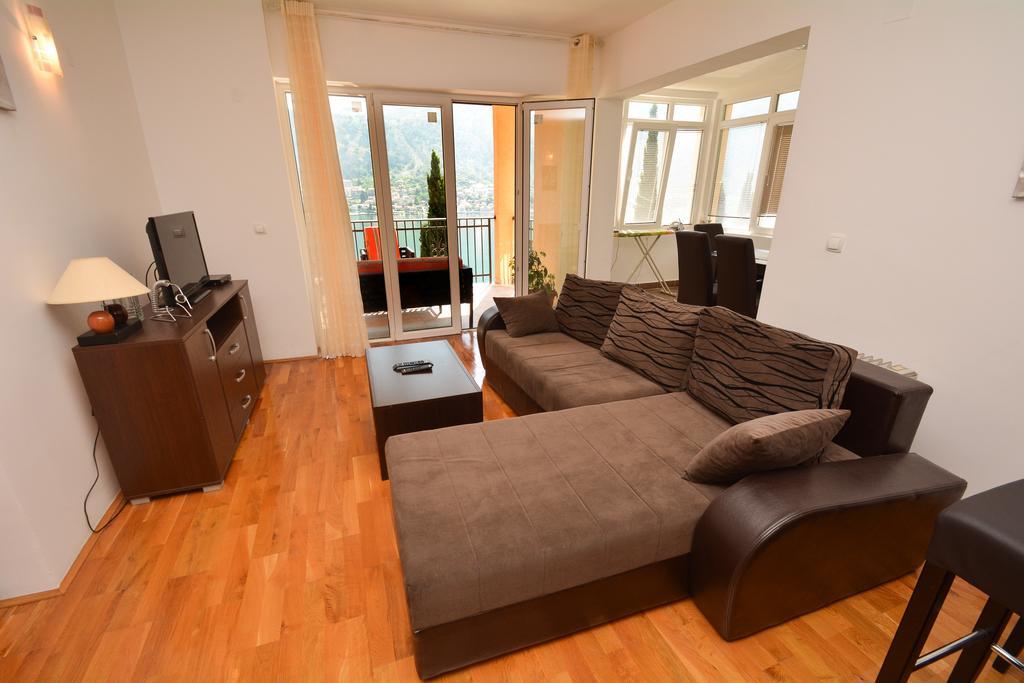 Apartments Panorama Котор Екстер'єр фото